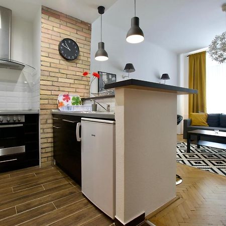 Standard Apartment By Hi5 - Center Of City Center Budapest Esterno foto