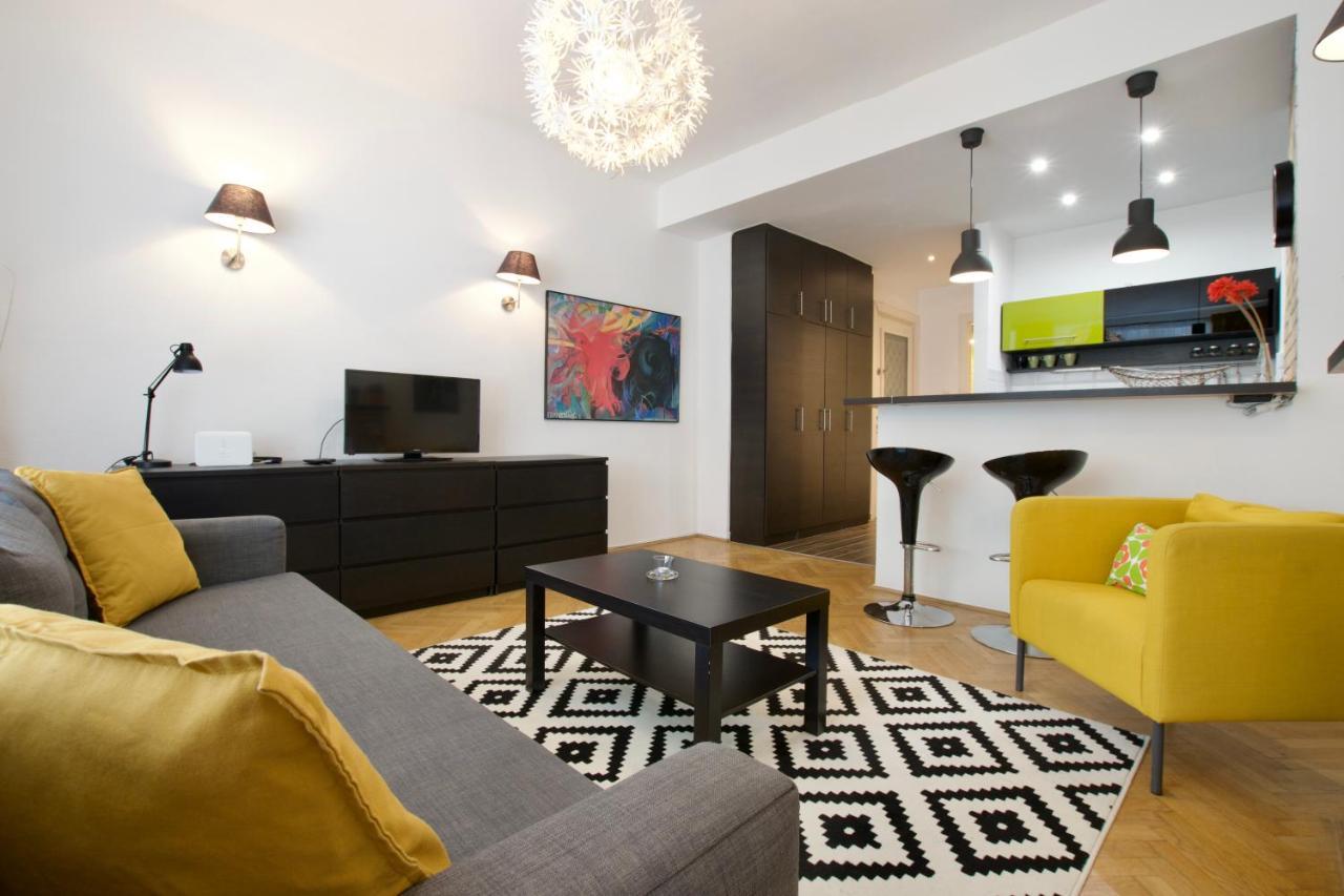 Standard Apartment By Hi5 - Center Of City Center Budapest Esterno foto